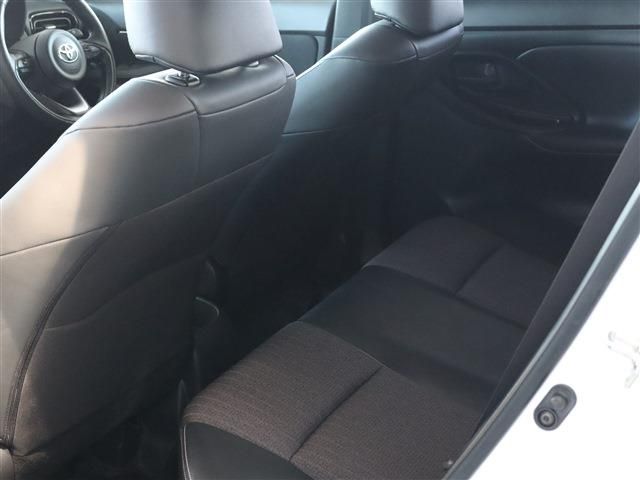 Toyota YARIS CROSS 2022-10 195812-28