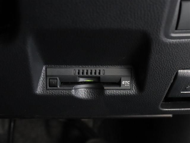 Toyota YARIS CROSS 2022-10 195812-18
