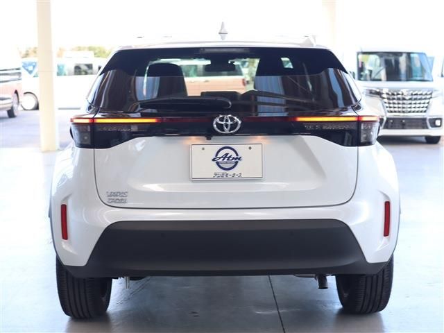 Toyota YARIS CROSS 2022-10 195812-4