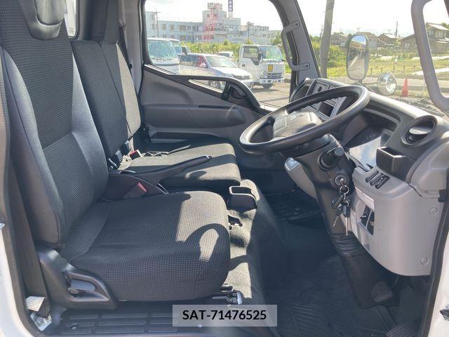 Mitsubishi CANTER 2017-04 294520-8