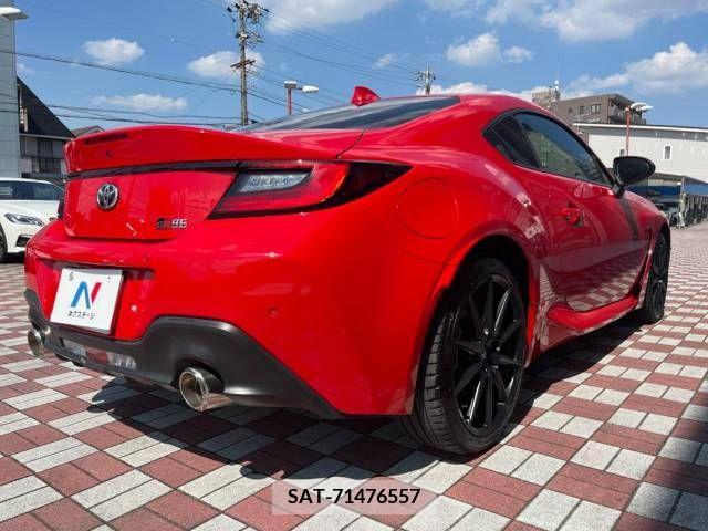 Toyota 86 2022-06 343311-17
