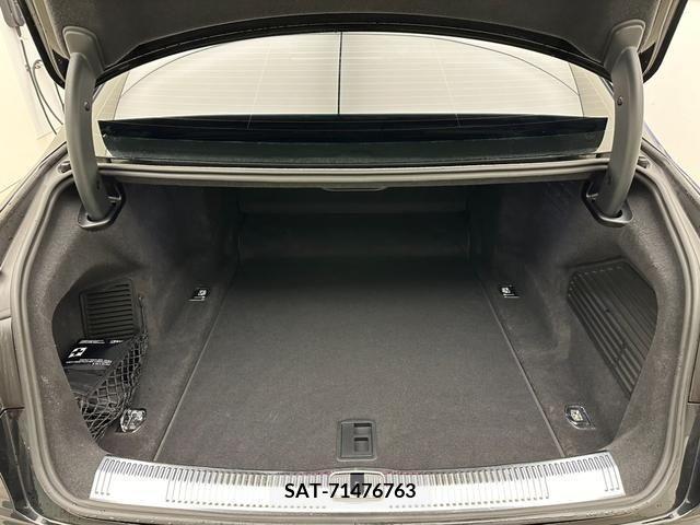 Audi A8 2019-08 212260-16