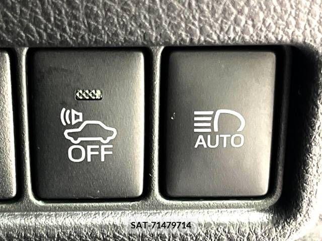 Toyota C-HR 2017-04 210801-7