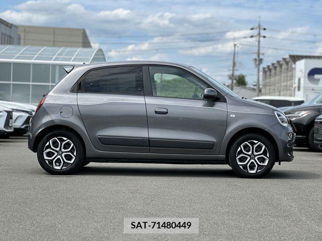 Renault TWINGO 2022-06 377125-22