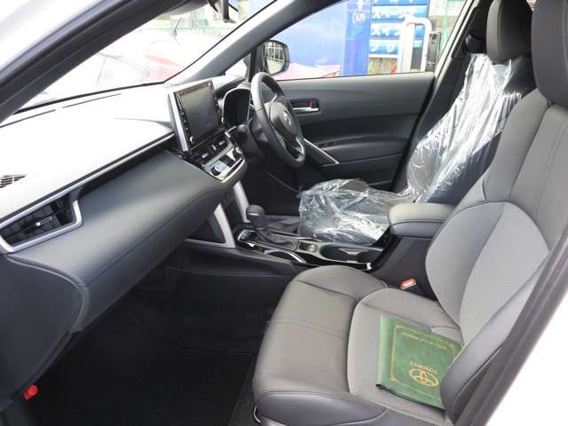 Toyota COROLLA CROSS 2023-09 12679-9