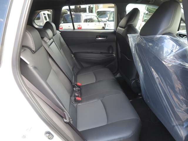 Toyota COROLLA CROSS 2023-09 12679-17