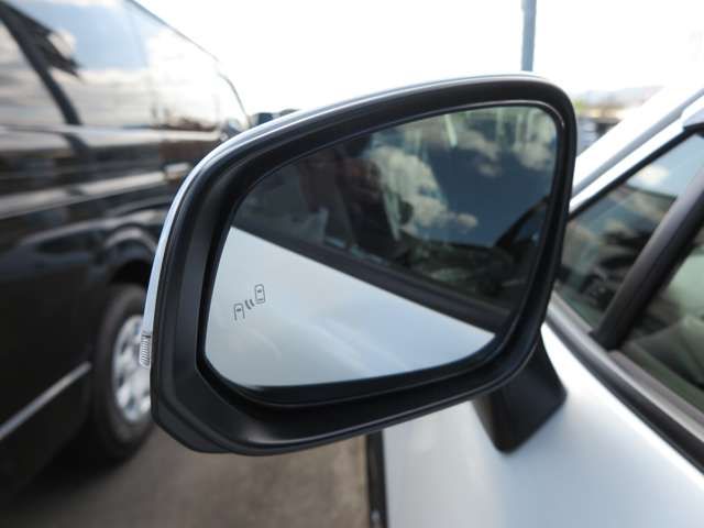 Toyota COROLLA CROSS 2023-09 12679-8