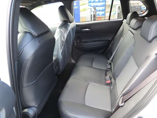 Toyota COROLLA CROSS 2023-09 12679-11