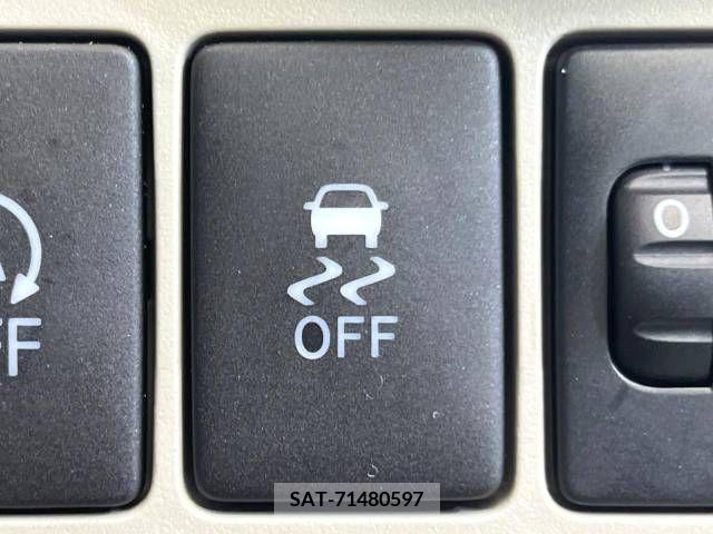 Toyota PASSO 2018-07 250833-6