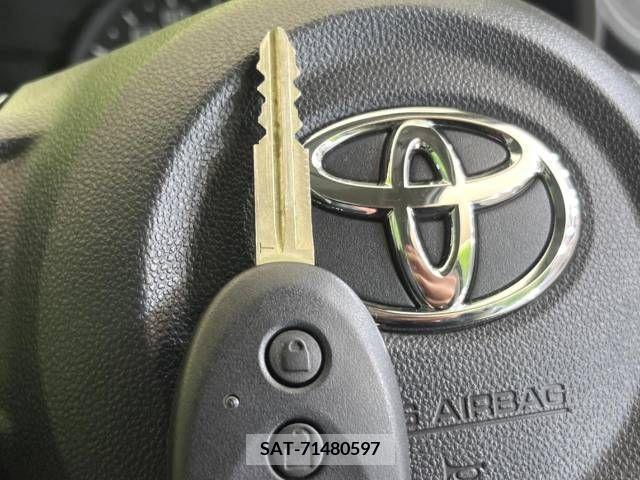 Toyota PASSO 2018-07 250833-7