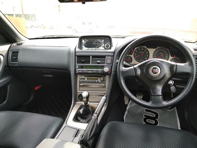 Nissan SKYLINE GT-R 2002-08 1564-11