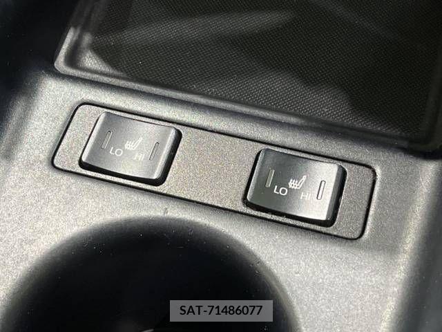Toyota PRIUS 2019-03 224379-6