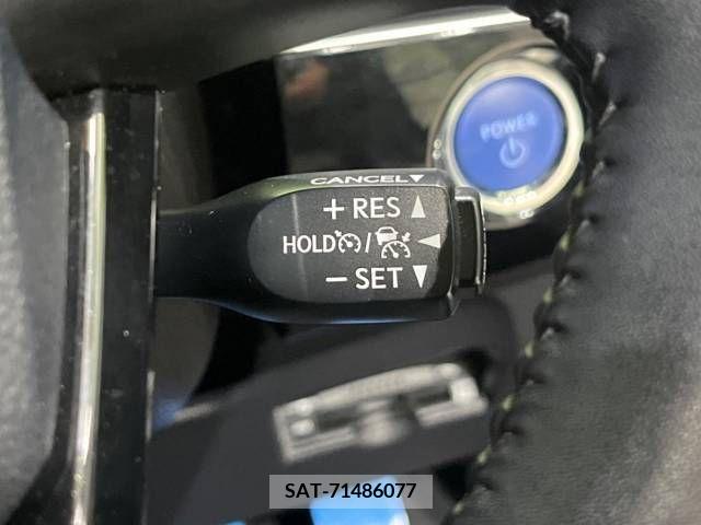 Toyota PRIUS 2019-03 224379-4