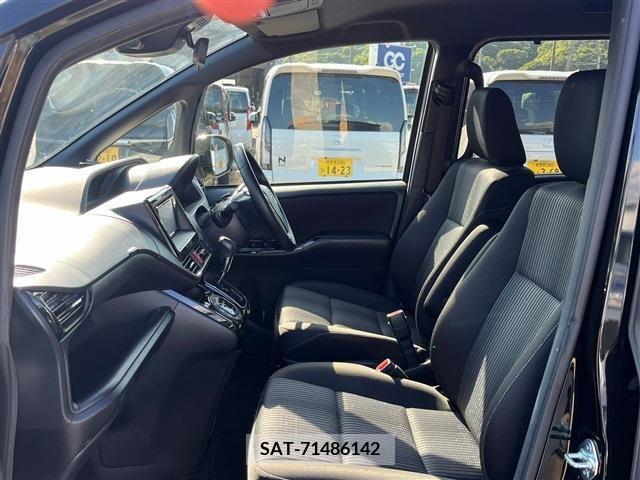 Toyota VOXY 2021-01 289195-2