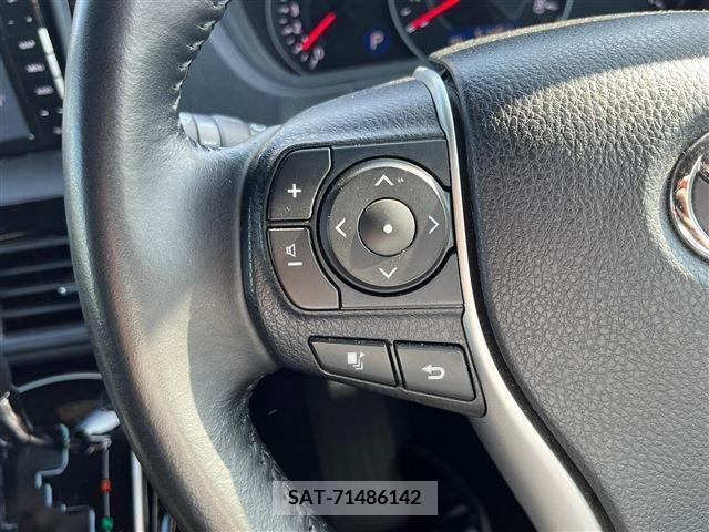 Toyota VOXY 2021-01 289195-20
