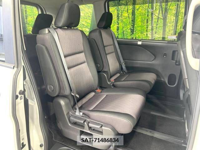 Nissan SERENA 2019-05 219763-9