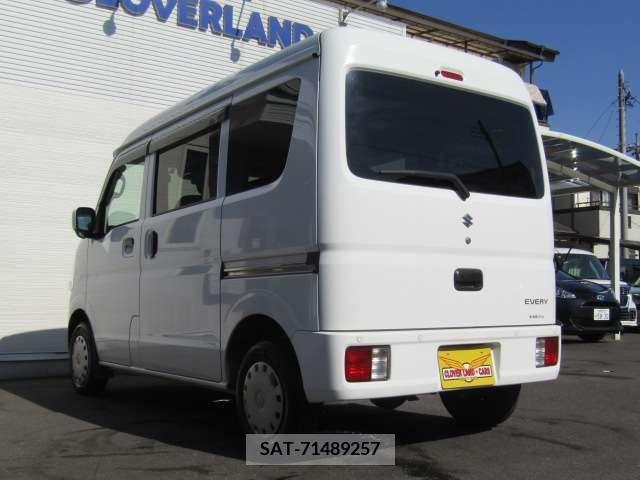 Suzuki EVERY 2022-02 223724-5