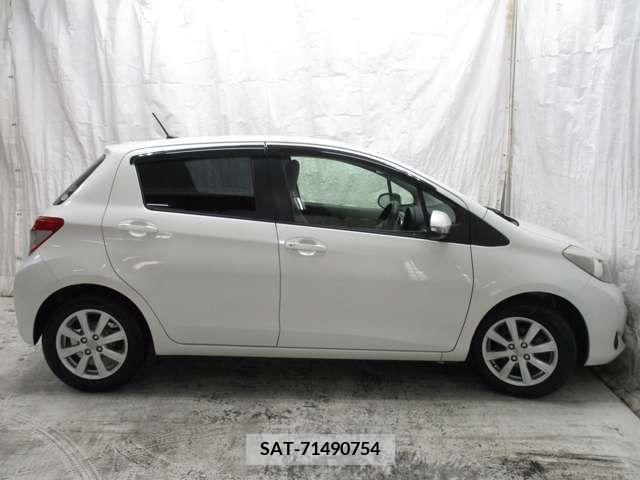 Toyota VITZ 2011-06 288635-8