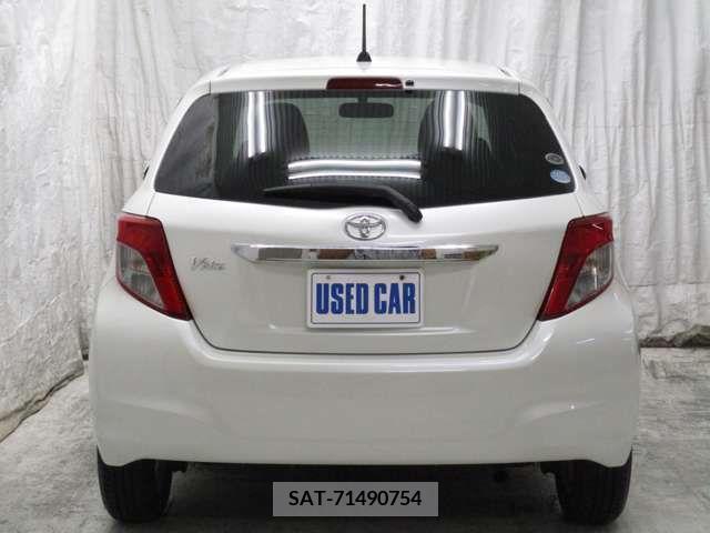 Toyota VITZ 2011-06 288635-5
