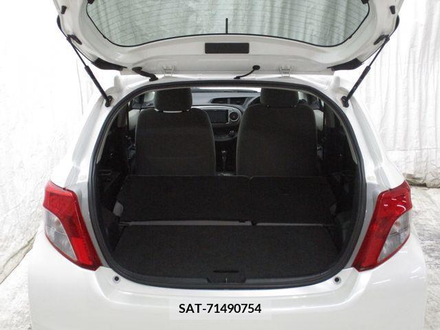 Toyota VITZ 2011-06 288635-23
