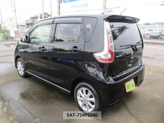 Nissan DAYZ 2016-07 266637-6