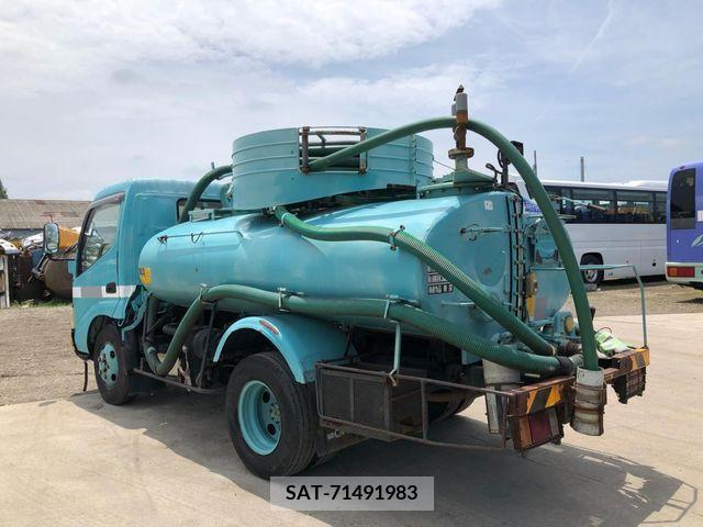 Hino DUTRO 2004-04 377336-6
