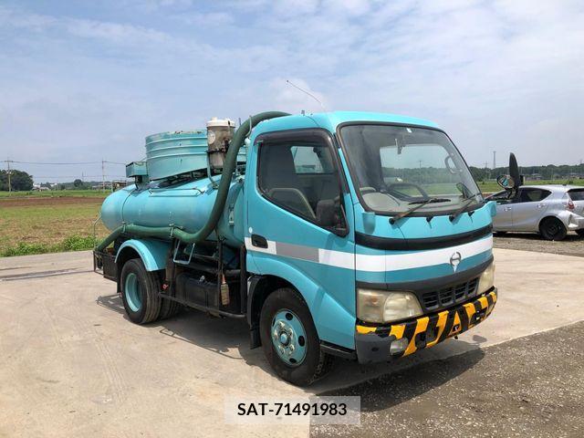 Hino DUTRO 2004-04 377336-2