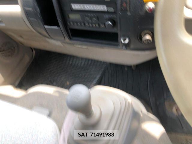 Hino DUTRO 2004-04 377336-15