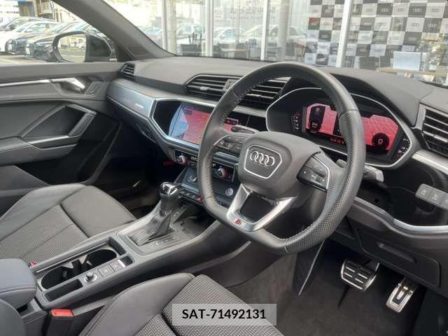 Audi Q3 2021-04 206188-7