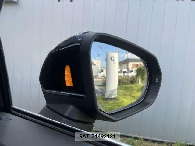 Audi Q3 2021-04 206188-14