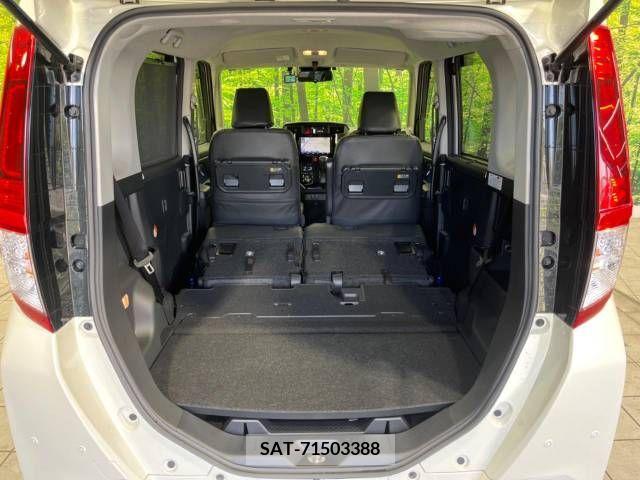 Toyota ROOMY 2019-03 379932-10
