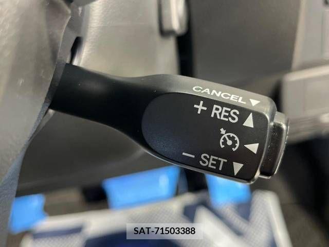 Toyota ROOMY 2019-03 379932-6
