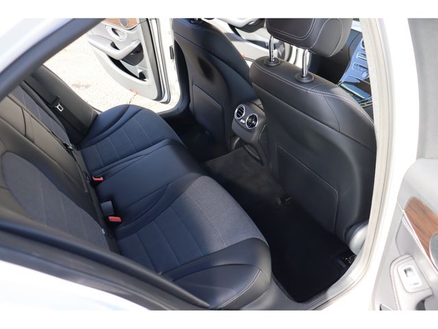 Mercedes Benz C-CLASS 2015-01 28466-3