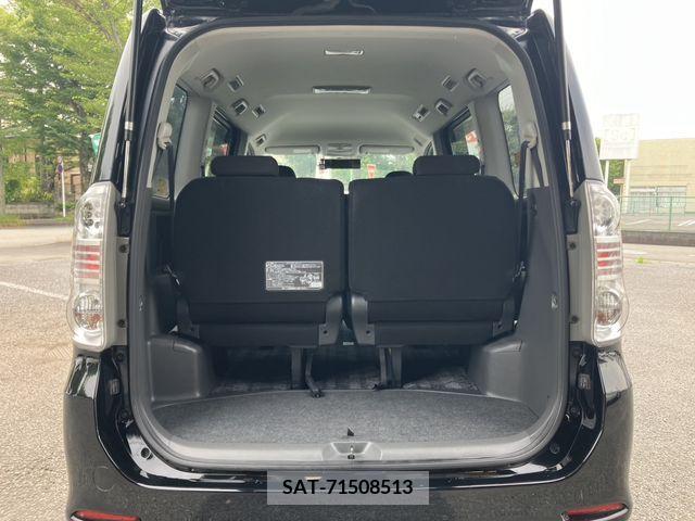 Toyota VOXY 2009-08 327760-10