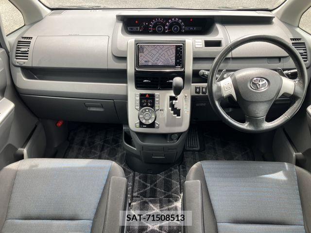 Toyota VOXY 2009-08 327760-4