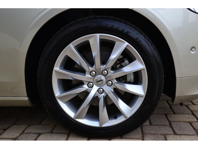 Volvo V90 2018-10 186815-23