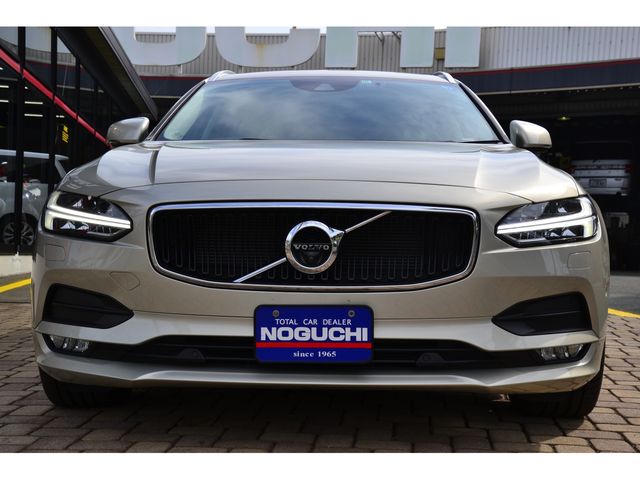 Volvo V90 2018-10 186815-1