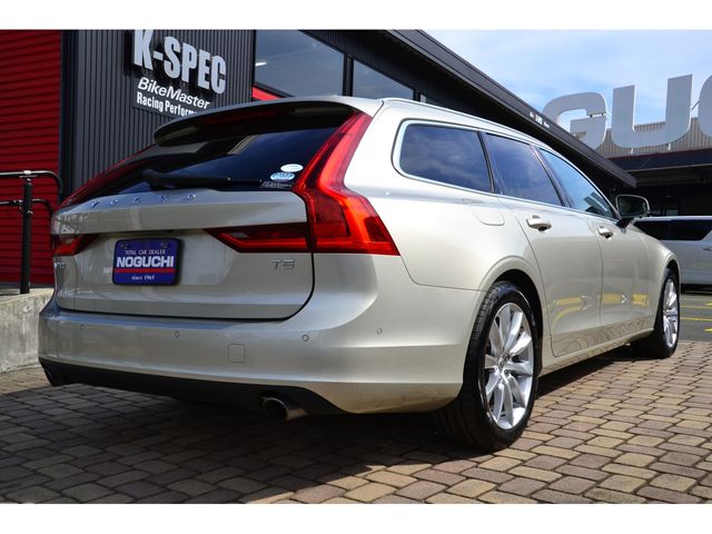 Volvo V90 2018-10 186815-4
