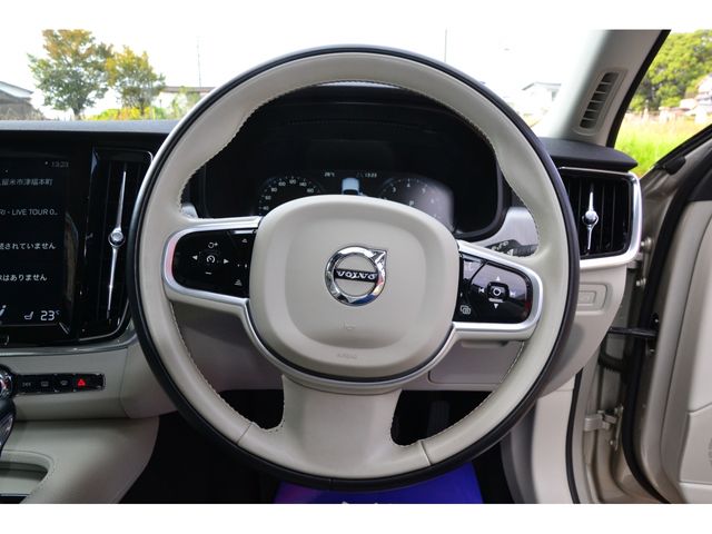 Volvo V90 2018-10 186815-7