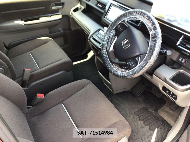 Honda STEP WGN 2017-07 368762-5