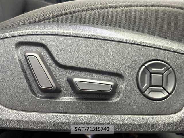Audi Q3 2021-08 389453-7