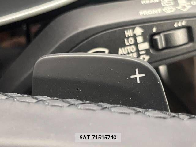Audi Q3 2021-08 389453-6