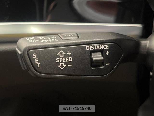 Audi Q3 2021-08 389453-3