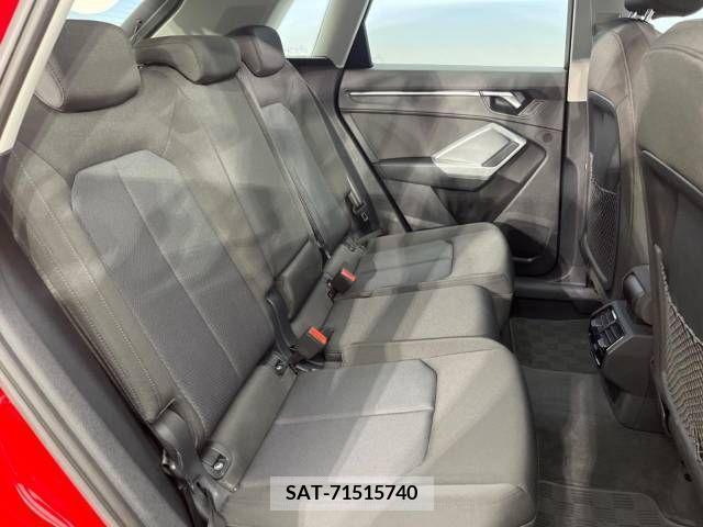 Audi Q3 2021-08 389453-17