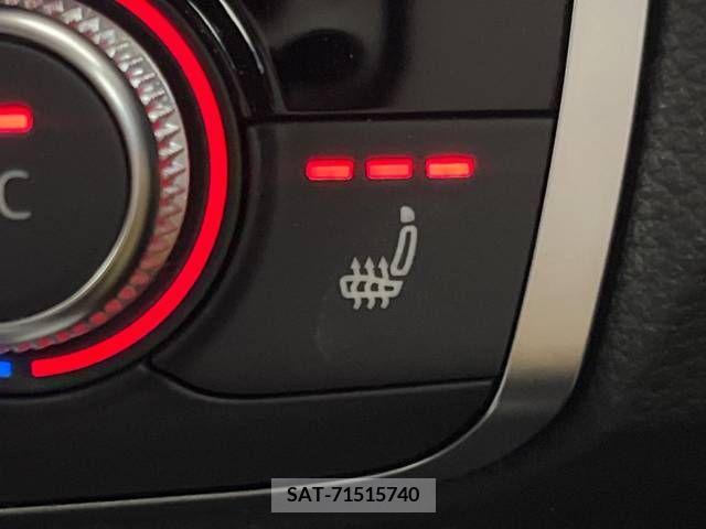 Audi Q3 2021-08 389453-8