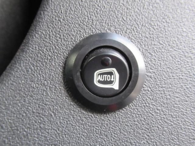 Nissan DUALIS 2009-10 15163-26