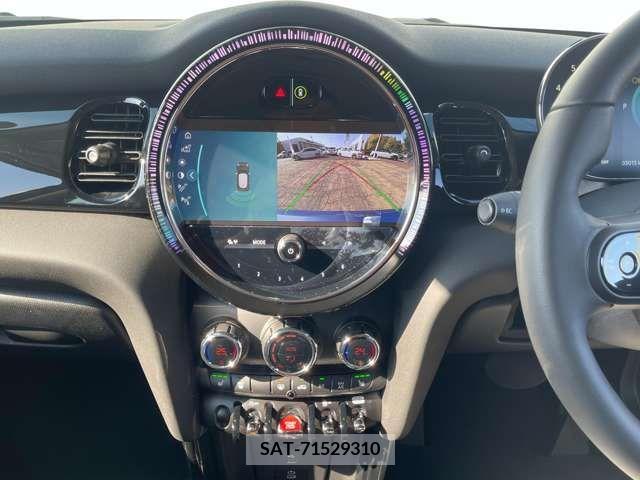 Bmw MINI 2023-02 221016-15
