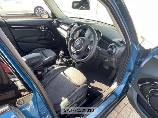 Bmw MINI 2023-02 221016-13