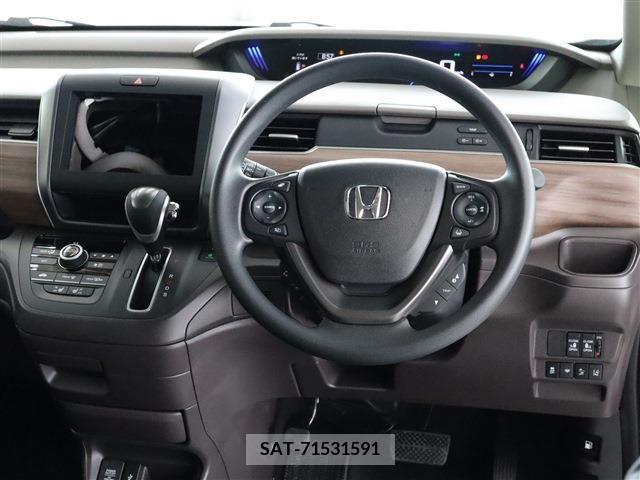 Honda FREED 2024-03 238982-1