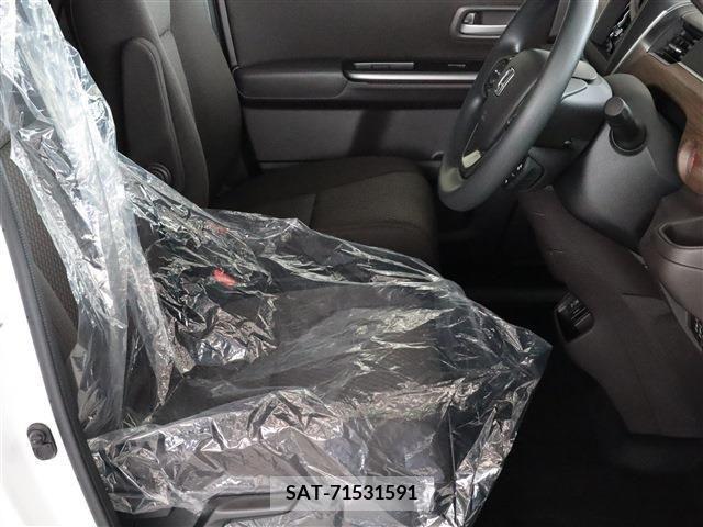 Honda FREED 2024-03 238982-13